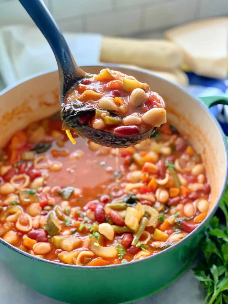 Olive-Garden-Minestrone-Soup price calories recipe timings
