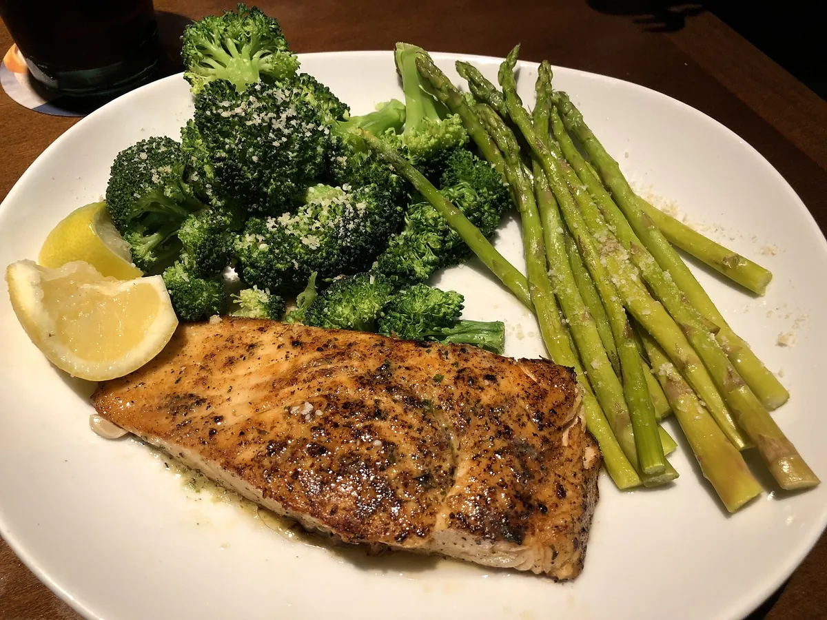 Olive Garden Nutrition Information: Calories, Sodium and Healthy Picks olive garden nutrition information